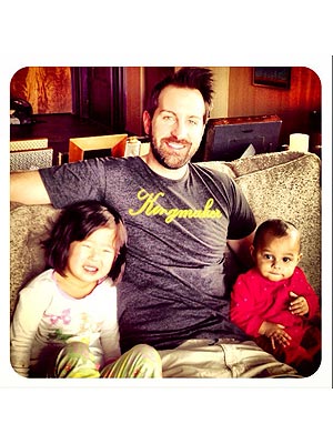 Josh Kelley Dotes on Daughters Naleigh and Adalaide on Twitter