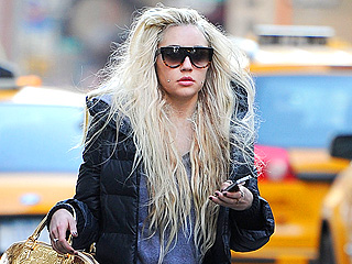 Amanda Bynes's Neighbor Details Erratic Behavior Inside Her Apartment Building
