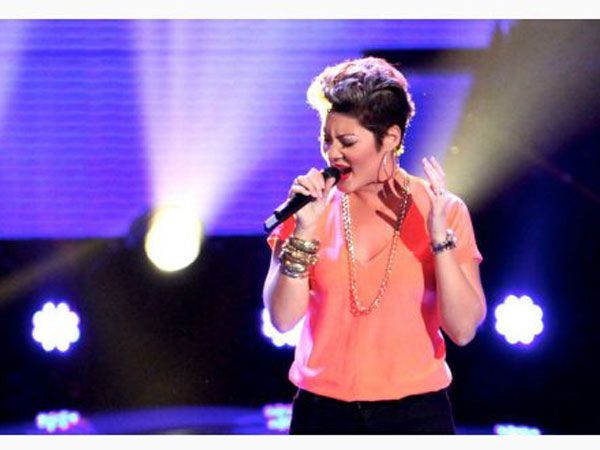 'The Voice' Coaches Beg Contestants and Beef Up Their Teams