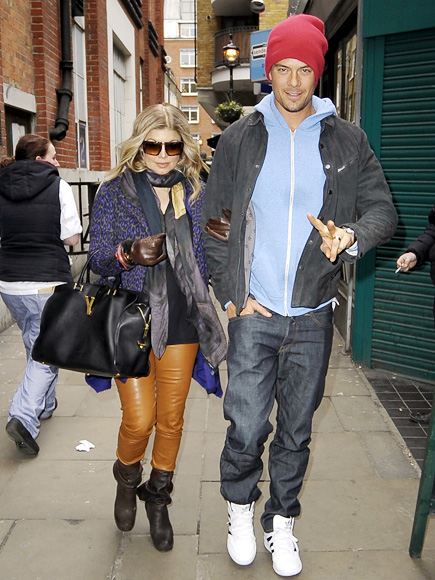 Josh & Fergie: Make Way!