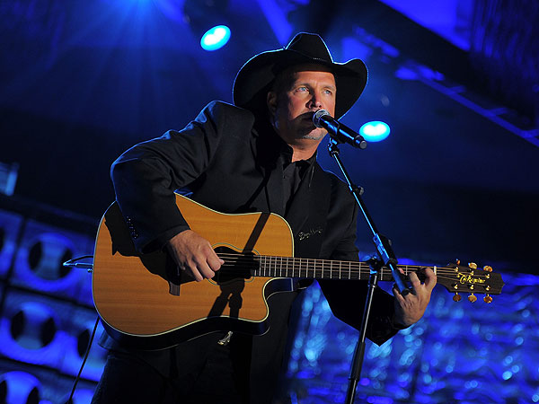 Garth Brooks New Music? Press Conference Called