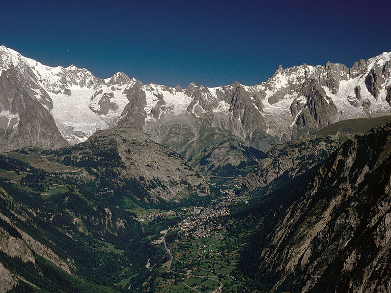 Missing Mountain Climber Patrice Hyvert's Body Found Preserved in Ice for 32 Years