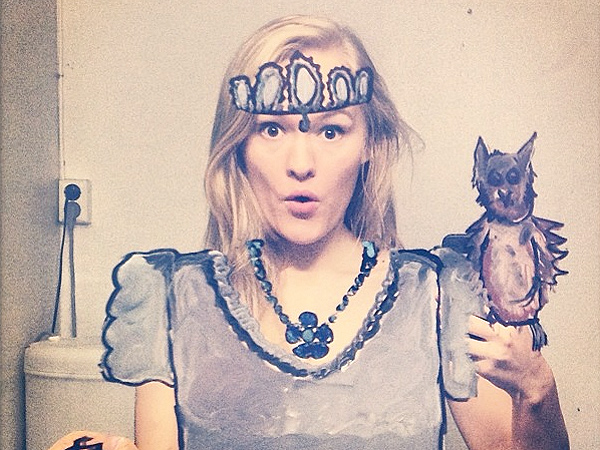 Helene Meldahl's Illustrated Mirror Selfies at MirrorsMe