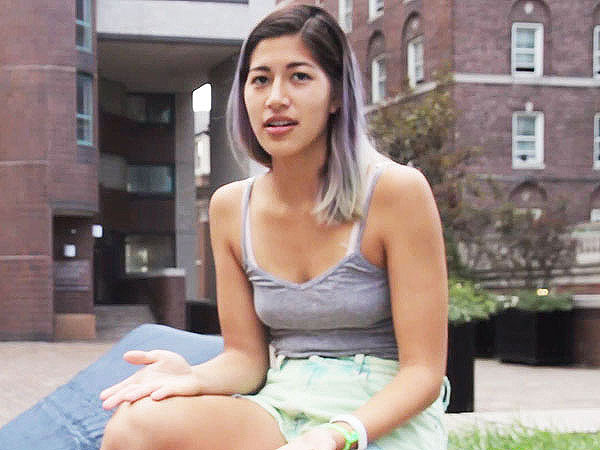 Columbia Student Carries Mattress in Protest of Alleged Rapist She Wants Expelled