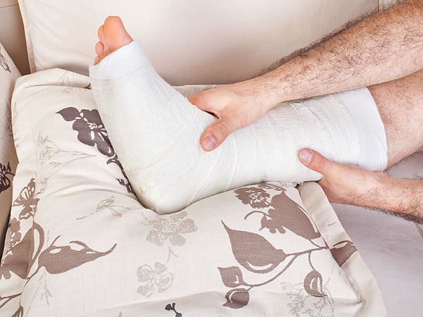 Shoplifter Earns Big Settlement After Breaking Ankle During Arrest
