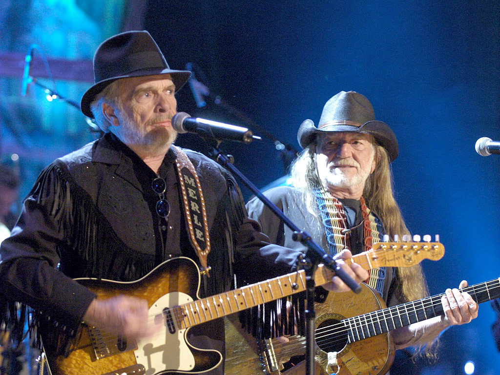 Country Legend Merle Haggard Back In Hospital With Pneumonia: Rep