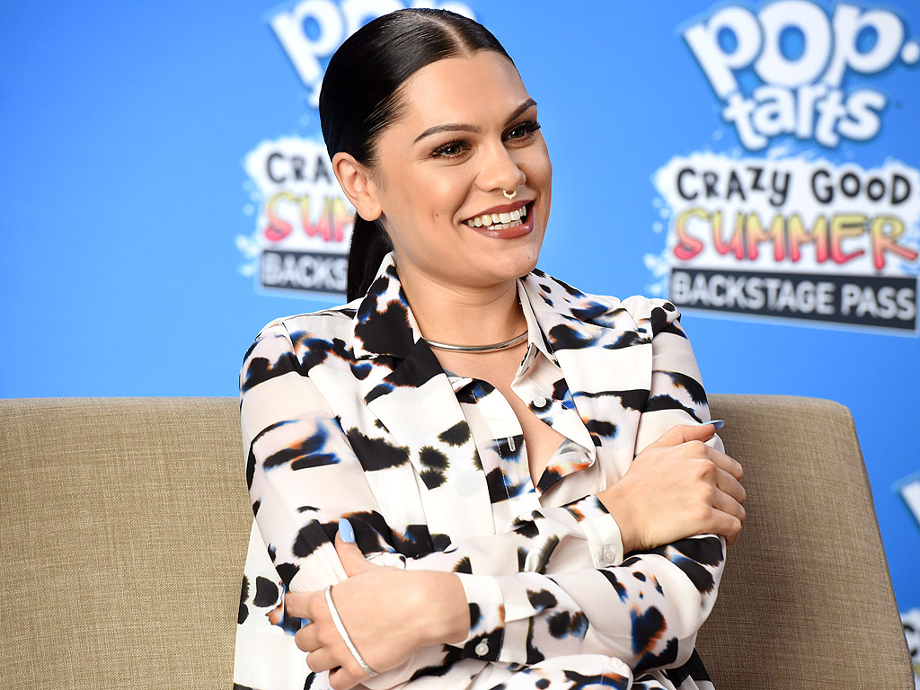 Jessie J: Performing 'Feels Great' After Undergoing Surgery