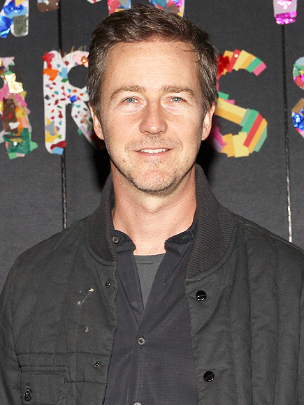 Edward Norton Starts Fundraising Campaign For Syrian Refugee