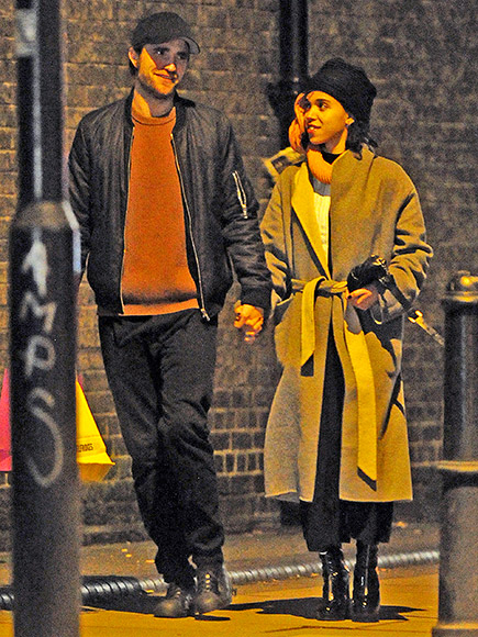 Robert Pattinson and FKA twigs Holding Hands in London