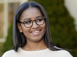 Everyone Is Wondering If Sasha Obama Tweets