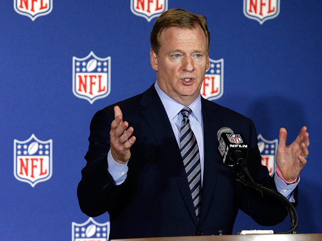 NFL to Spend $100 Million on Head Trauma Studies