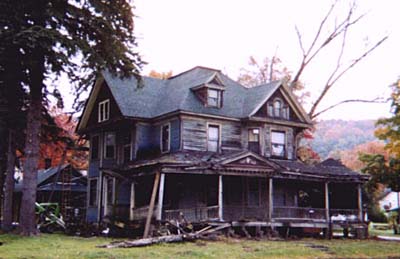 Victorian in Pennsylvania before major makeover