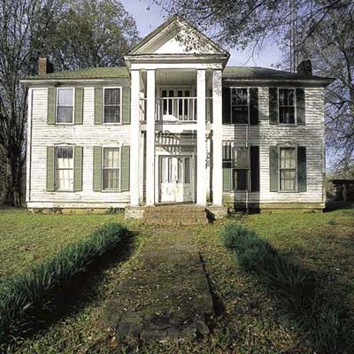 greek revival farmhouse in alabama
