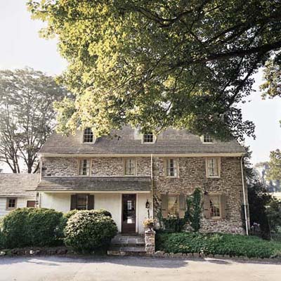 exterior of the Pennsylvania colonial-era farmstead Ravenroyd