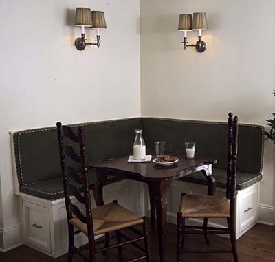 kitchen 3 banquette
