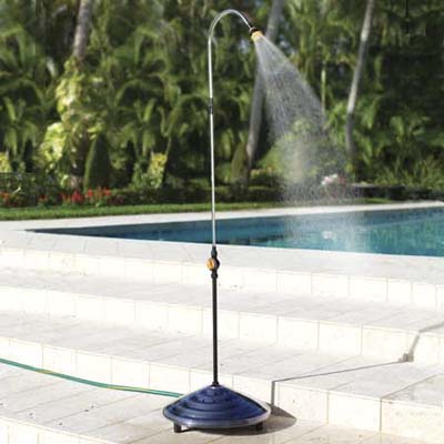 solar-powered outdoor shower that connects to a hose