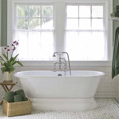 pedestal tub for vintage bathroom