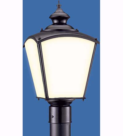 Sea Gull Lighting flared square lantern