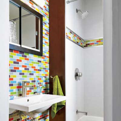 A Shoe-Box Bath With Big Ideas | Creating Major Impact in a Small ...
