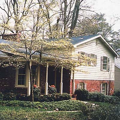 an example of house before the unifying paint job