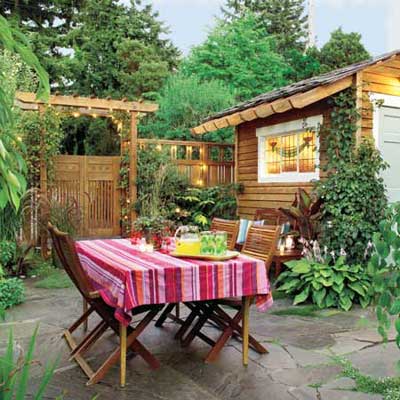 courtyard with flagstone floor