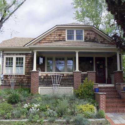 example of a best old house in the neighborhood of cranston rhode island