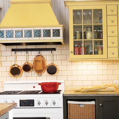 kitchen with tiled wood range-hood canapy