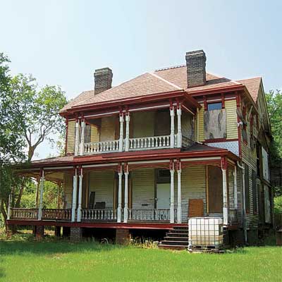 Queen Anne from the save this old house 2010 update
