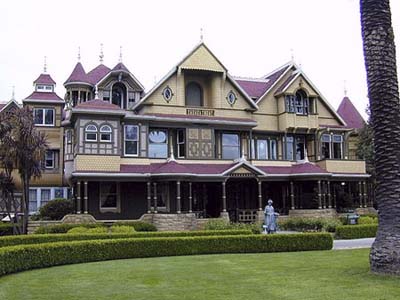 Winchester Mystery House, Haunted Queen Anne