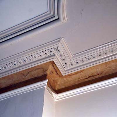 Missing plaster cornice at Scott Omelianuk's house