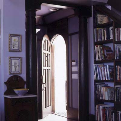 foyer in Key Largo eco-friendly house