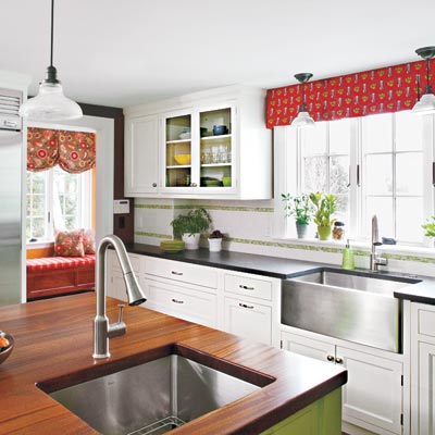 the Auburndale TOH TV Project finished kitchen with added prep sink