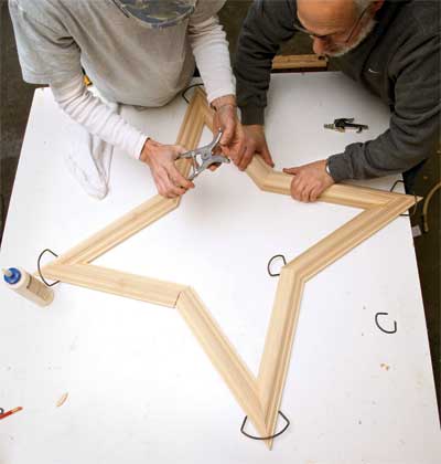 glue dryer cures the adhesive for the ceiling medallion restoration during the toh tv los angeles house project remodel