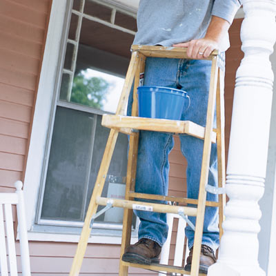 Choose a safe ladder height