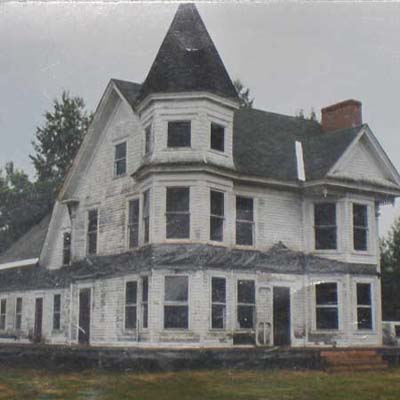 Queen Anne before turned into spectacular home