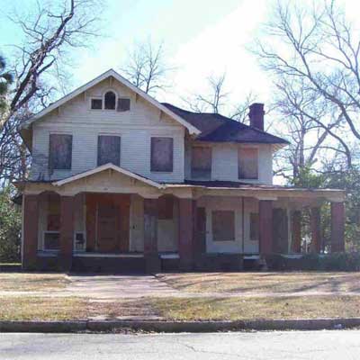 Craftsman before turned into spectacular home