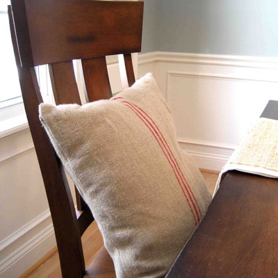 Dining room pillows