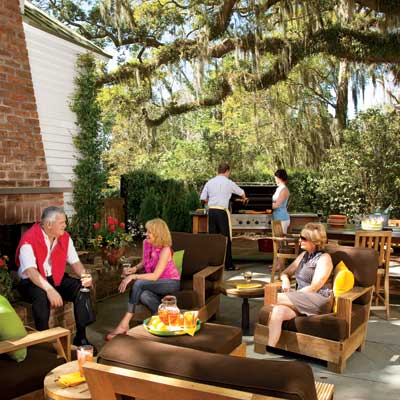 Cook Up a Great Outdoor Kitchen for a great summer projects