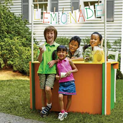 Sell Lemonade with the Kid for a great summer projects