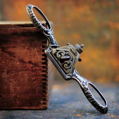 loop handled spoke shave