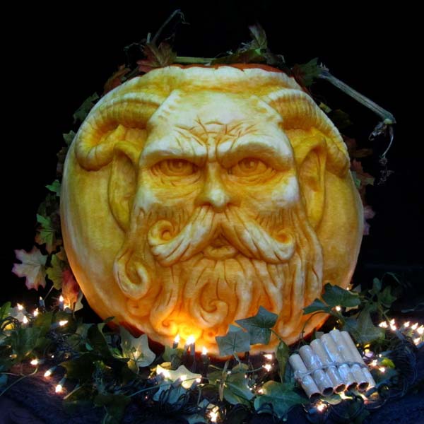 pan from the 2012 this old house Pumpkin-Carving Contest Winners gallery