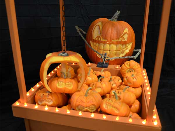 Winner! Pumpkin Pickup from the 2012 this old house Pumpkin-Carving Contest Winners gallery