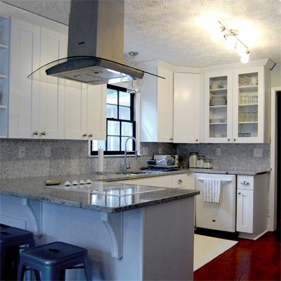 Loving the New Peninsula Bar: After image for TOH Reader Remodel Kitchen 2012