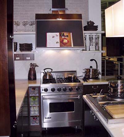 kitchen with range hood