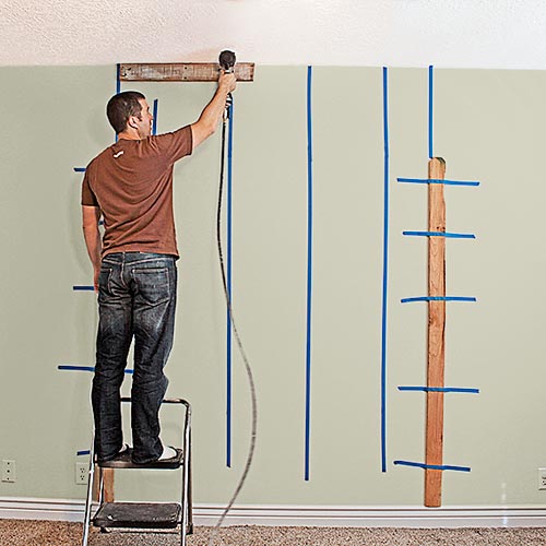 money saving blogger DIY project shipping pallet wood headboard step 2