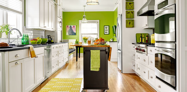 bright, open layout, kitchen with island