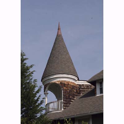 A tiny turret, just big enough to shelter a small lookout