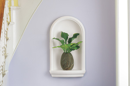 wall niche in foyer