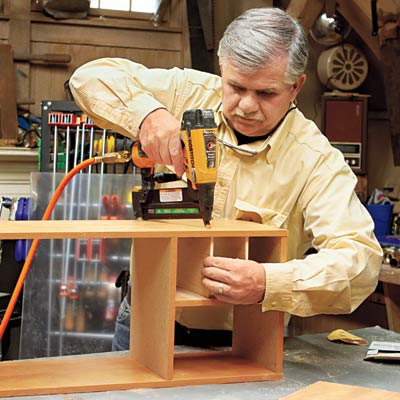 Tom Silva assembles the hutch