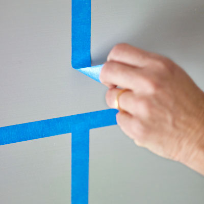 removing painter's tape for staggered